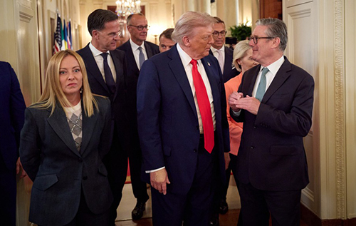 Розрив 80-річної співпраці США та Європи через Гренландію неминучий, "коаліція охочих" може замінити НАТО, — Politico